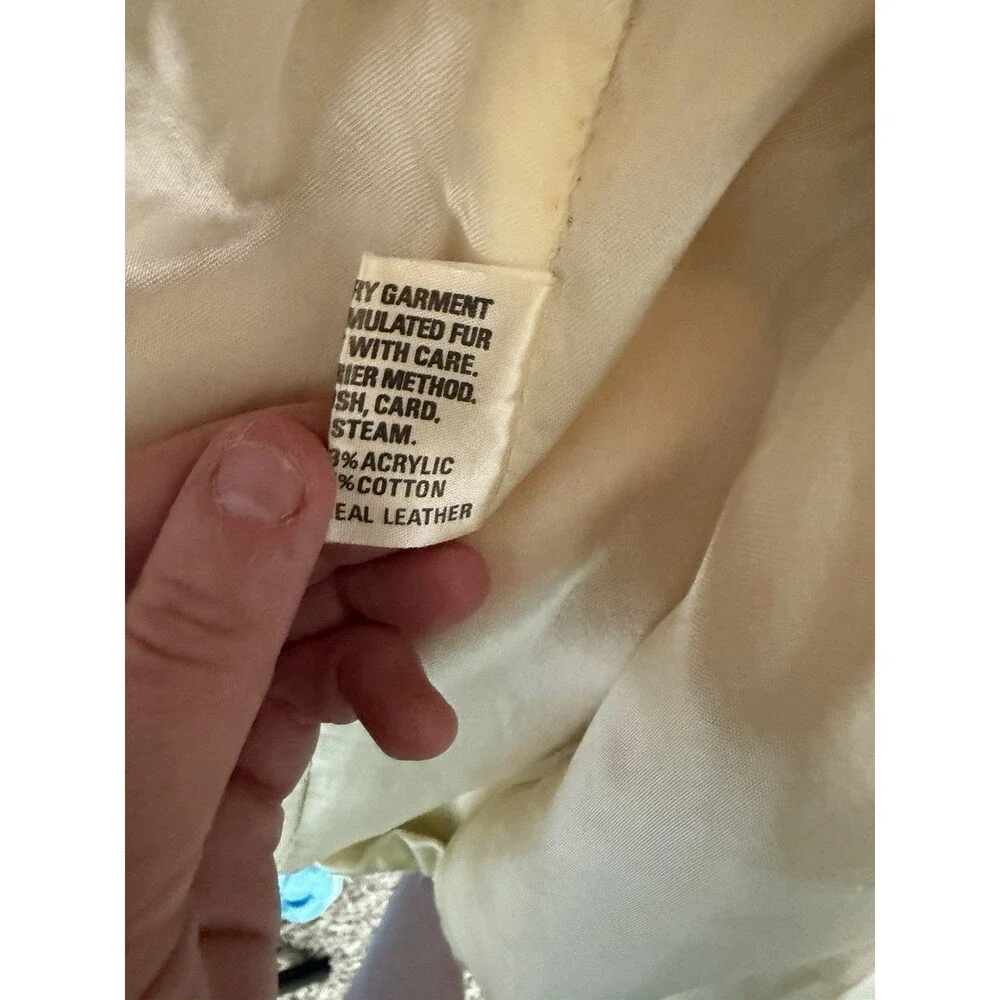 Vintage 70s Faux Fur Vest White Albert Schuman Lilli Ann Made in England-No size - Picture 7 of 7